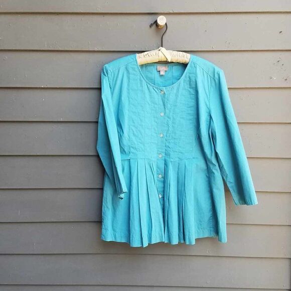J Jill Blue Cotton Button Down with Pintucks and Pleats size Medium - Picture 6 of 9